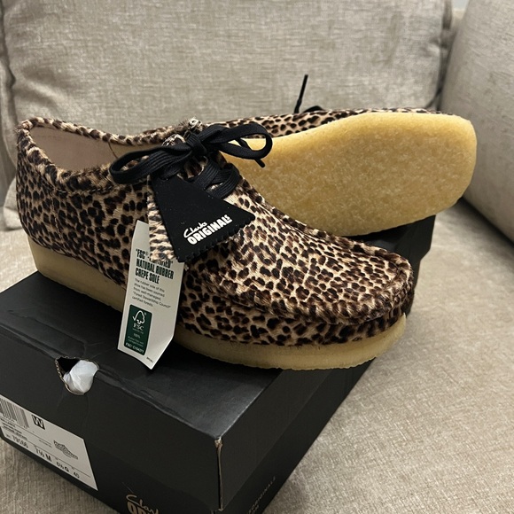 CLARKS Wallabee Leopard print - Picture 9 of 15